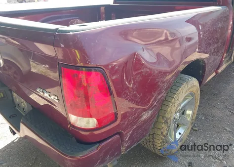 2018 Ram 1500 Express 4X4 6'4 Box from USA, damaged, VIN 1C6RR7FT4JS284527